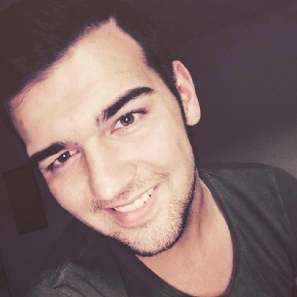 Meet your Posher, Eli